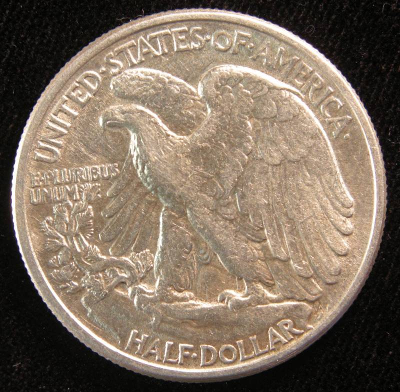 1942 WALKING LIBERTY SILVER HALF DOLLAR XF
