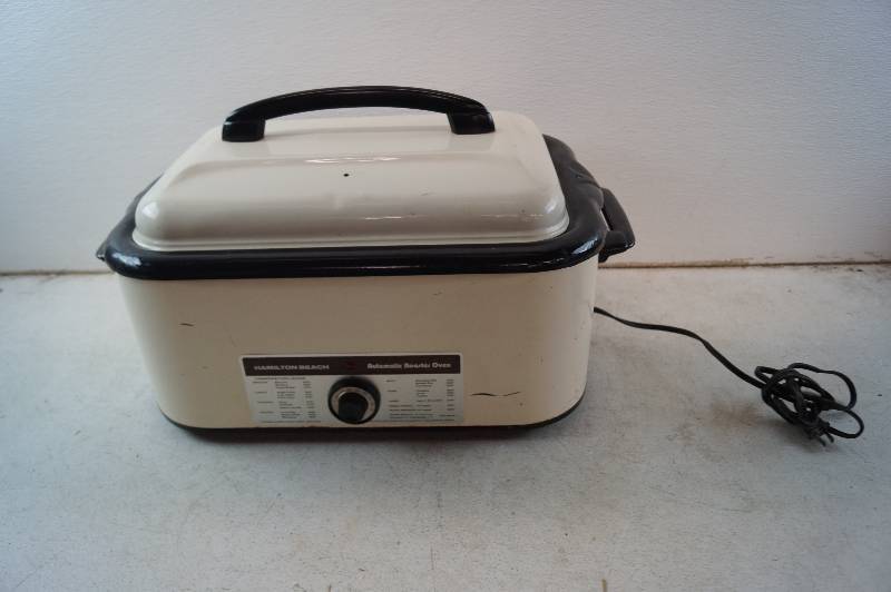 lot 17 image: Roaster Oven