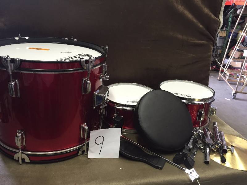 Schoenhut Toy Drum Set - RedWhite