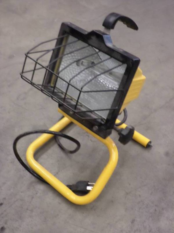 lot 38 image: 120Volt Portable Halogen Work Light...