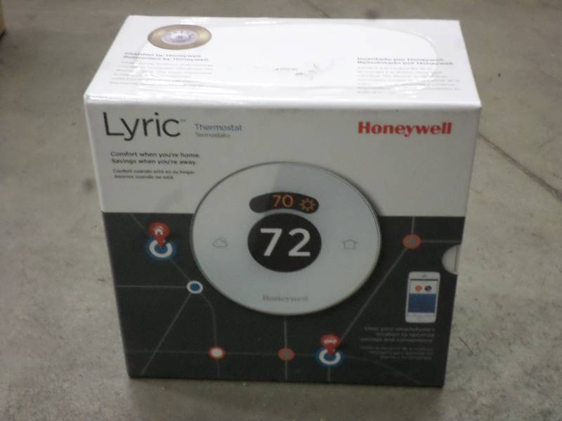 lot 40 image: New Honeywell Lyric Smart Thermosta...