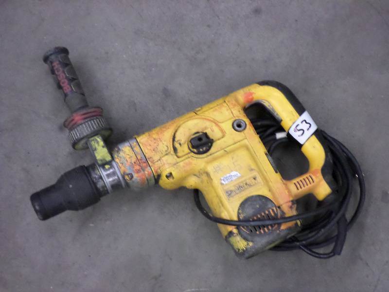 lot 53 image: DeWalt D25500 1 916 Rotary Hammer...