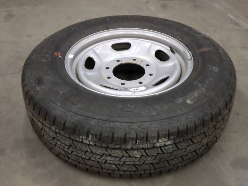 lot 75 image: Unused General Grabber LT2457517 ...