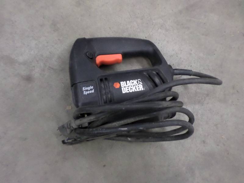 lot 106 image: Black & Decker 120Volt Jigsaw ...