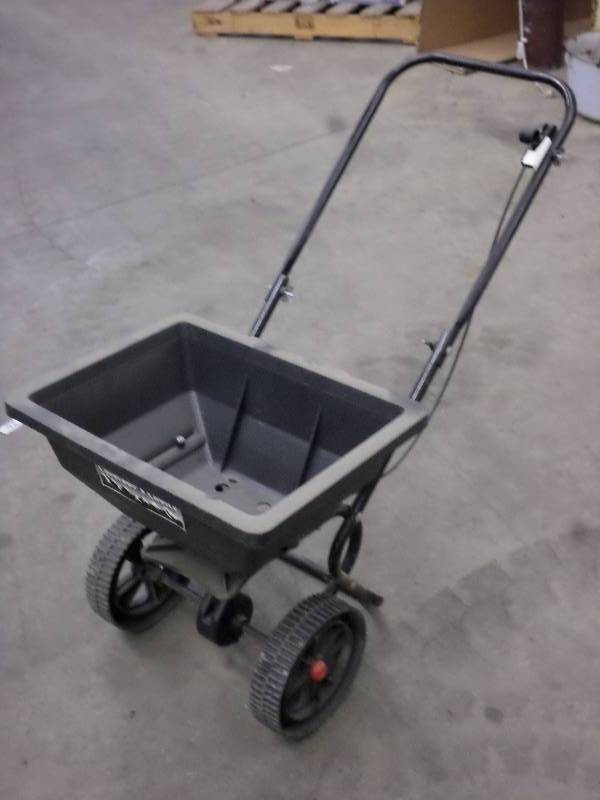 lot 143 image: Colorado Choice Fertilizer Spreader...