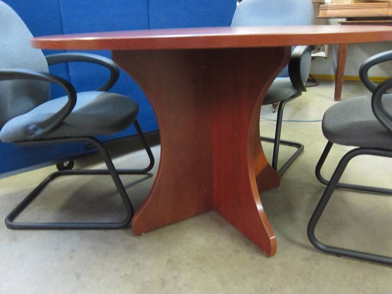 Conference Table w 4 Chairs