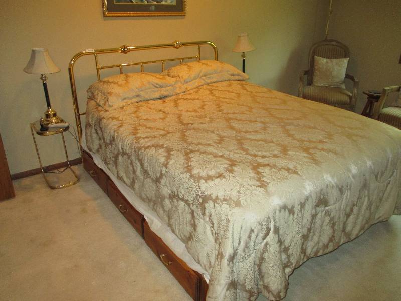 Queen sleep number bed