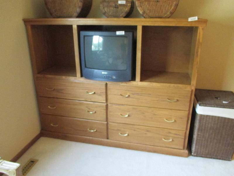 Drawer cabinet