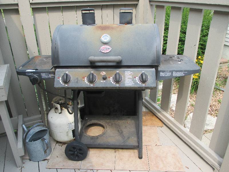 Chargriller grill