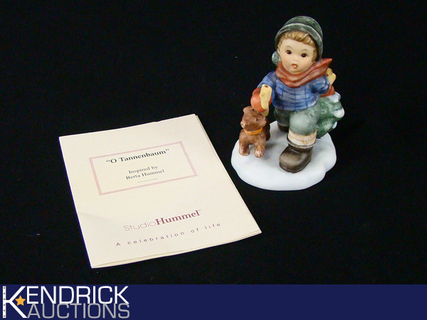 lot 13 image: Mint condition Hummel O Tannenbaum Figurine with COA