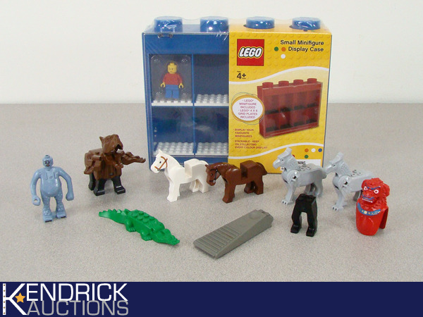 lot 45 image: Lot of Collectible Lego Minifigures, and Minifigure Display Case