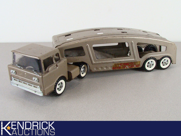 lot 96 image: Vintage 1960s Structo Auto Transport Truck