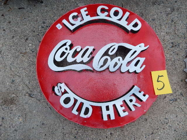 lot 5 image: Welding Art.. Coca Cola, bottle cap