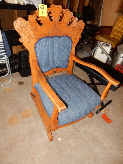 lot 9 image: WOW.. Interesting Platform rocker