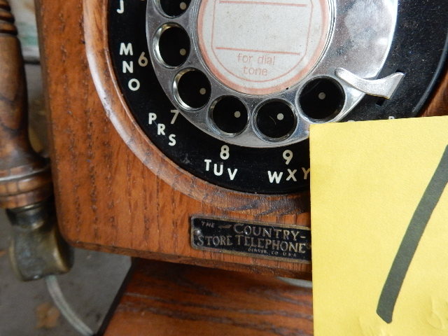 lot 19 image: Country Store Telephone