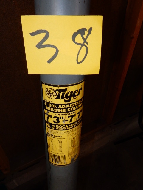 lot 38 image: 7ft 3in - 7ft 7 in Building Column