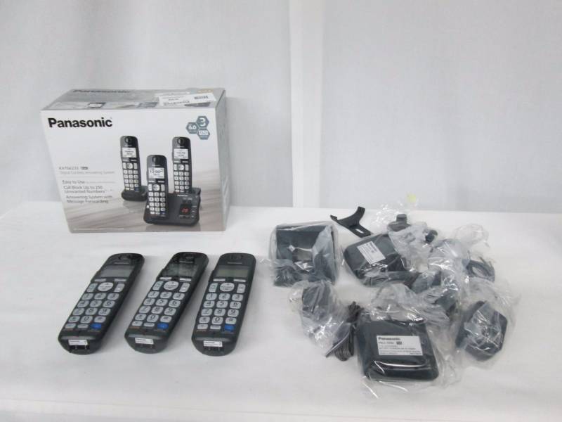 lot 92 image: Panasonic DECT 6.0 Plus 3-Handset Cordless Phone