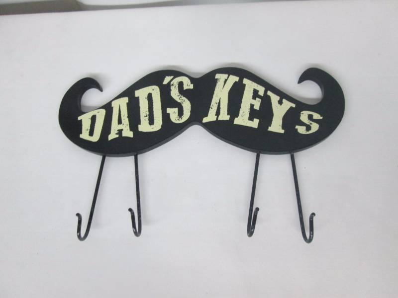 lot 99 image: PTM Dads Keys