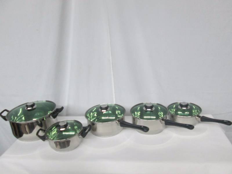 lot 50 image: Alcove Stainless Steel Cookware Set