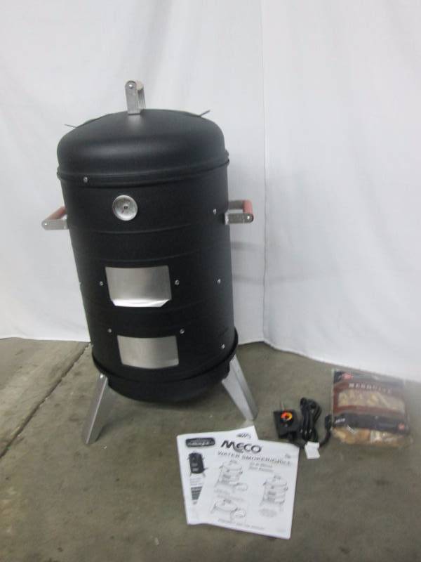 lot 22 image: Southern Country Smokers Mecco Electric Smoker