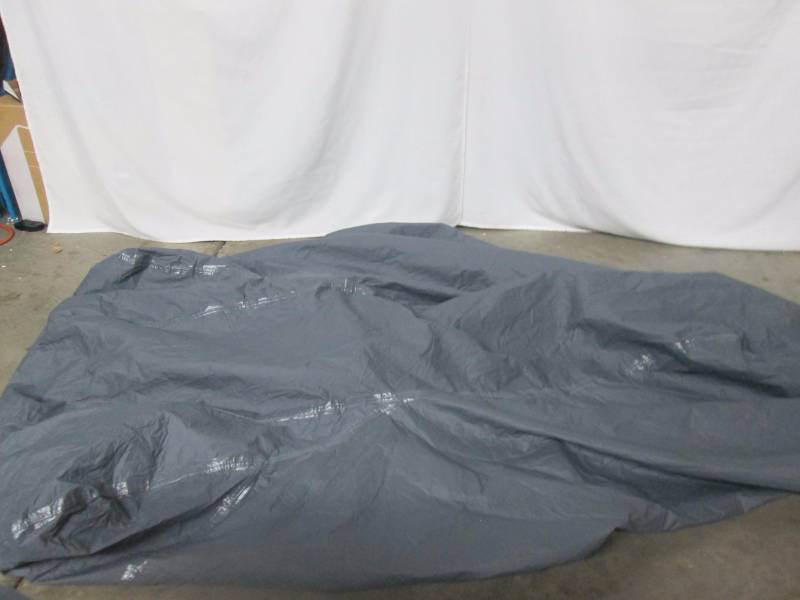lot 39 image: Motorcycle Cover
