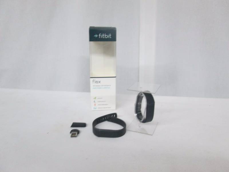 lot 38 image: Fitbit Flex Wireless Activity and Sleep Wristband