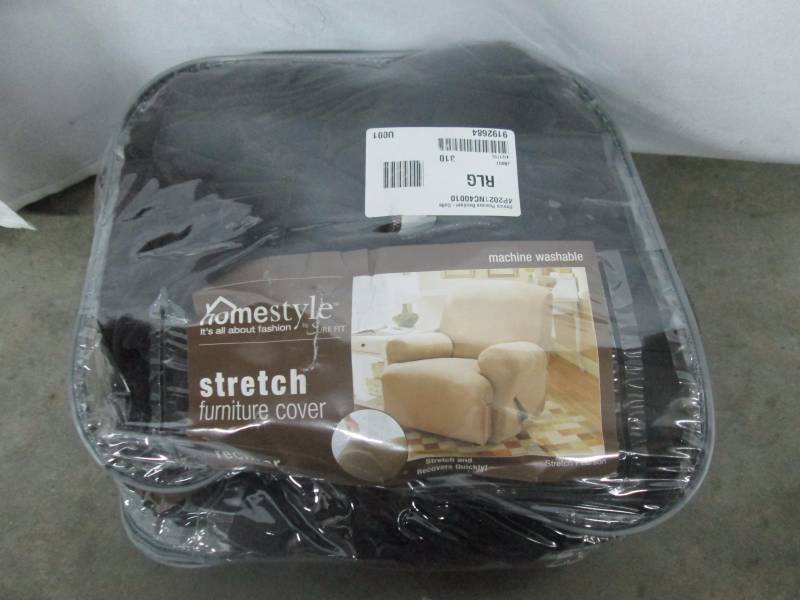 lot 88 image: Sure Fit Stretch Pearson Recliner Slipcover