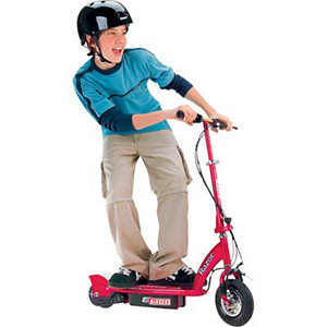 lot 26 image: Razor E100 Electric Scooter - Red