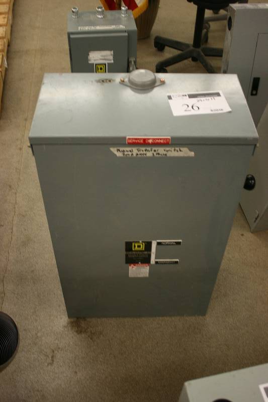 lot 26 image: Square D Manual Transfer Switch 200A240V1 Phase 24 x 4 x 33.