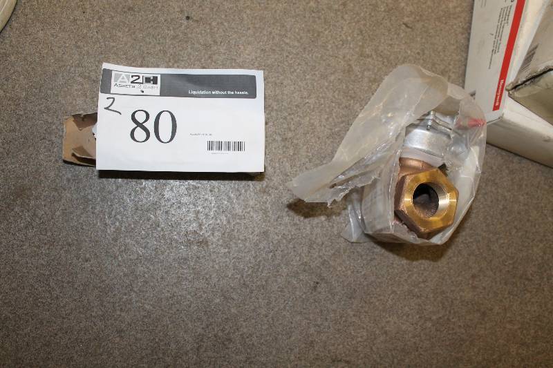 lot 80 image: Lot of (2) Including Siemens Model 011242 Siemens Series A2 Switch, 3SE03-SB.