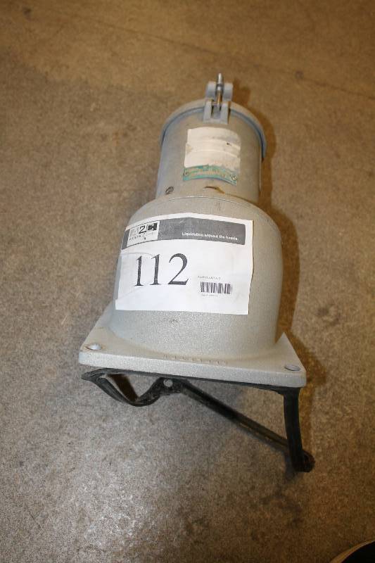 lot 112 image: Appleton AJA20034200RS 200A3W4P2Sty600VAC Platt Electric Supply.