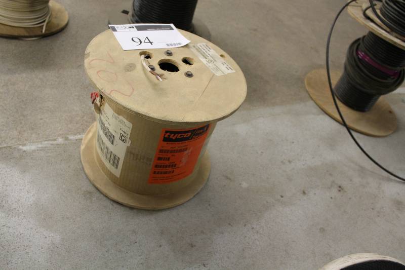 lot 94 image: Communications Cable Reel 74VPW RG 5UU Premium.
