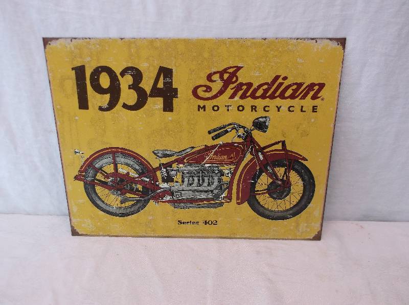 lot 53 image: Collectible