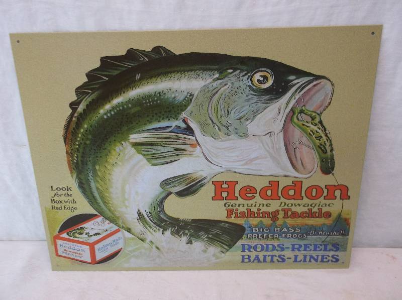 lot 61 image: Collectible