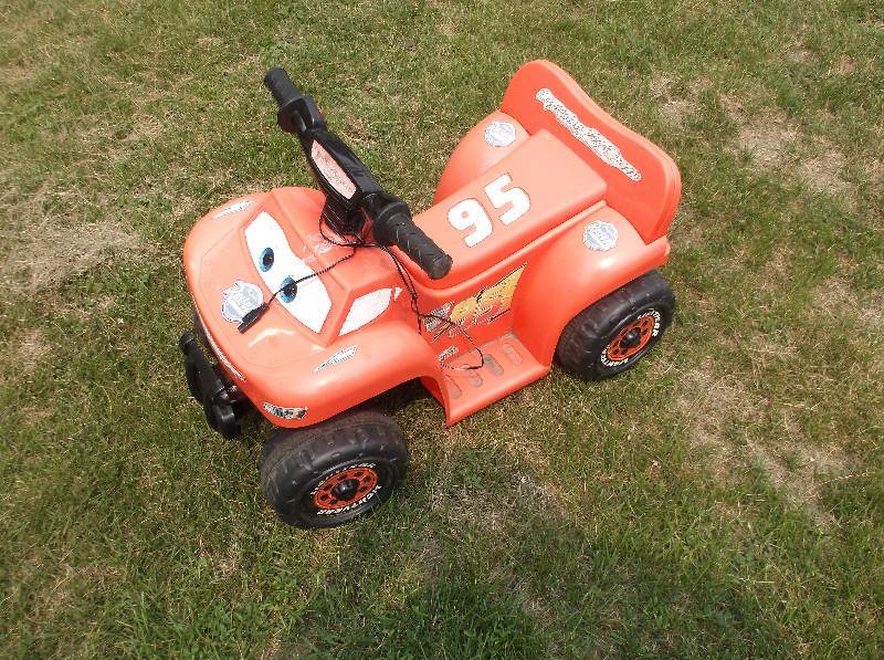 lot 91 image: Little tikes ride on 4 wheeler