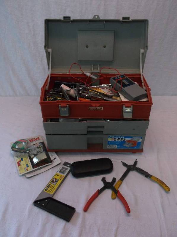 lot 127 image: Tackle Box