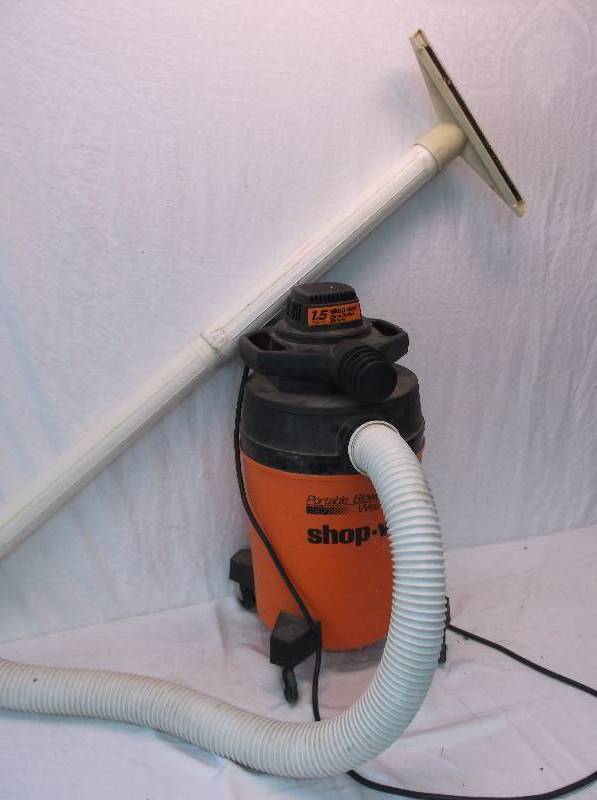 lot 135 image: Shop vac