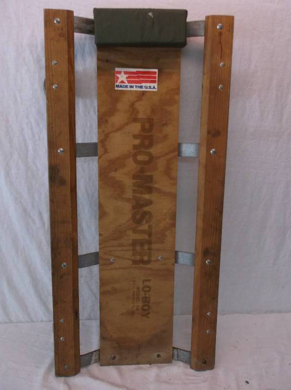 lot 136 image: Floor creeper