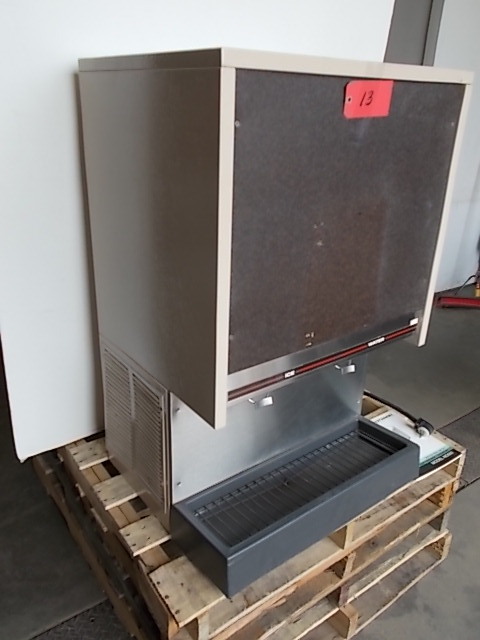 lot 13 image: Scotsman Model ND550AE-1A Ice Maker...
