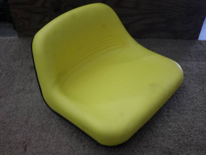Unused John Deere Low-Back Steel-Bo...