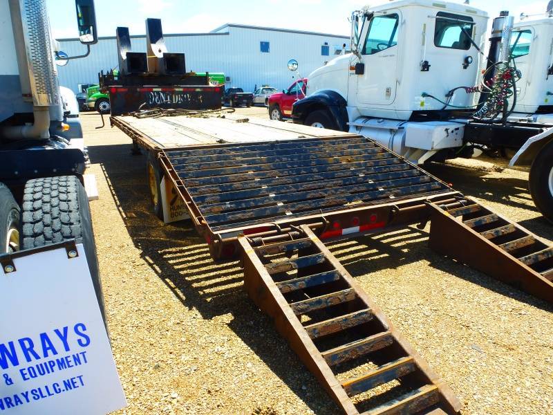 2002 Jet Company Trailer- Step Deck