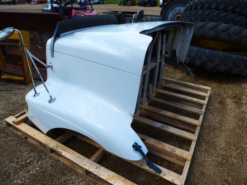International Truck hood