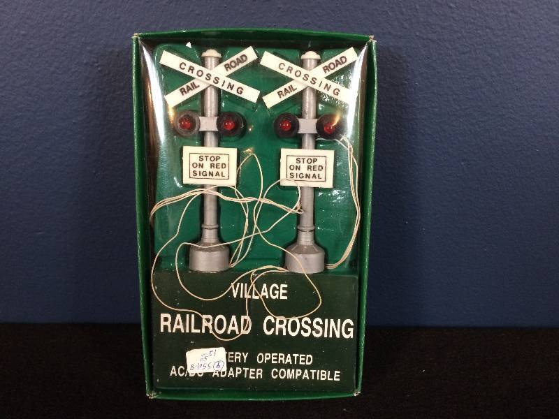 Dept 56 Village Railroad Crossing