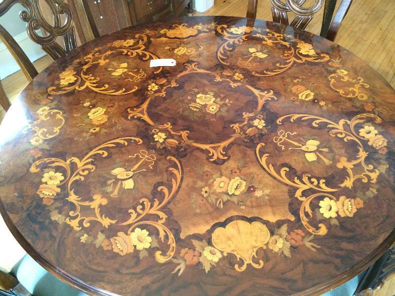 Beautiful Italian Marquetry Dining Table