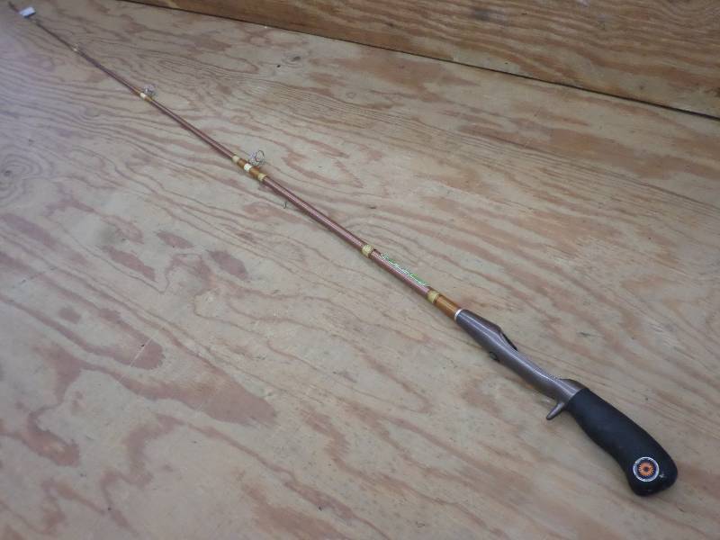 lot 34 image: Vintage Daiwa Series 1300 56 Cast...