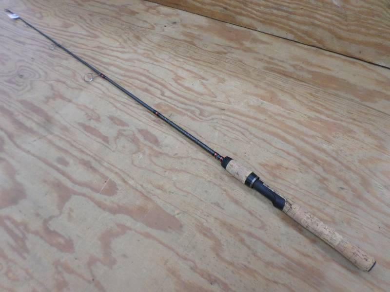 lot 36 image: Berkley Lightning Rod Gary Roach 5...