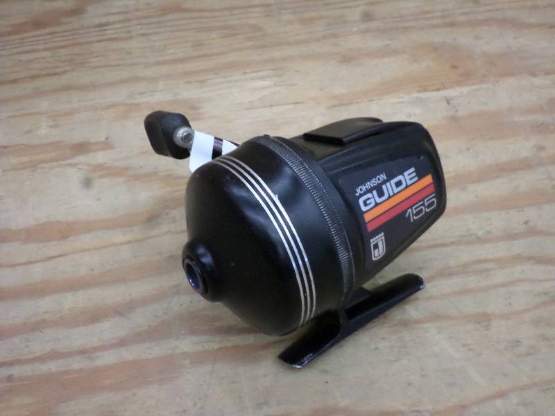 lot 76 image: Vintage Johnson Guide 155 Spin-Cast...