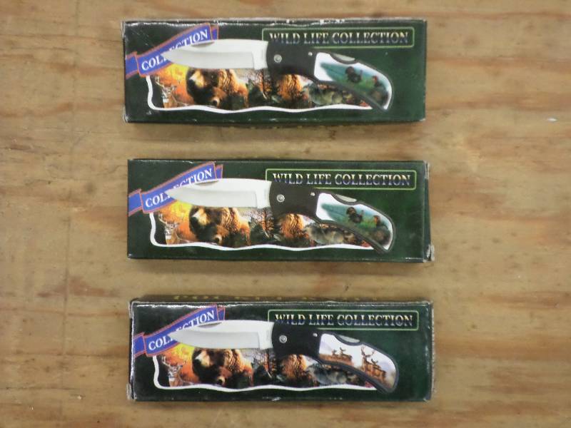 lot 120 image: (3) Wildlife Collection Series Pock...