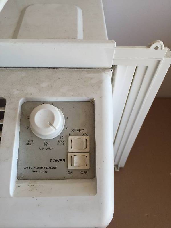lot 7 image: HAIER WINDOW AC UNIT
