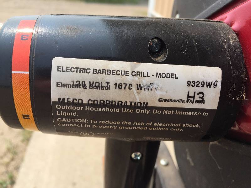 lot 12 image: ELECTRIC GRILL